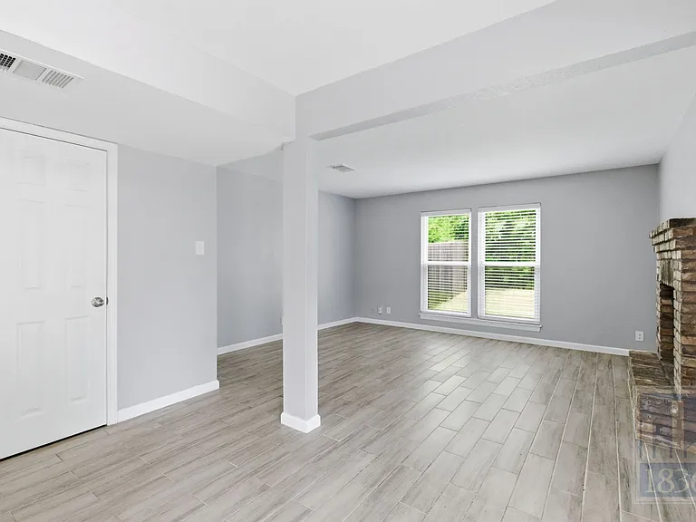 8108 Hood Cir #B — Photo 2