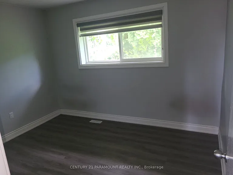 8748 Creditview Rd — Photo 9