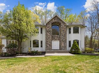 150 Trails End, New City, NY 10956