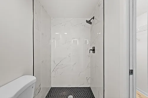 1215 11th Ave W #D Photo 1