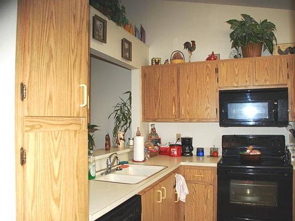 5th image of 2904 Duchess Oak Ct #2904