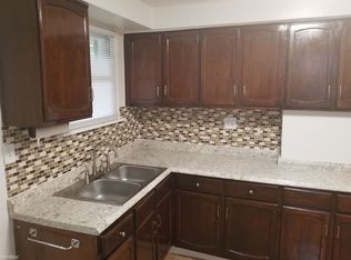 1400 Wolfe Ave APT 2, Braddock, PA 15104