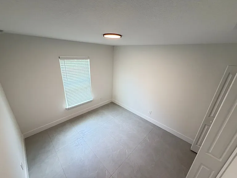 2614 Palomar Ave SE — Photo 27