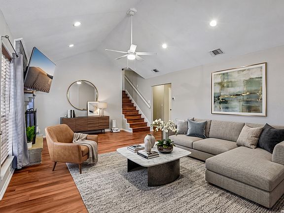 5th image of 15119 SUN SPUR ST