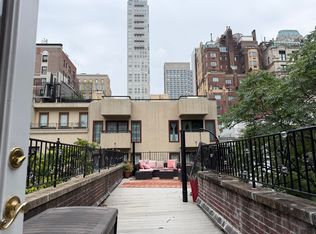 40 E 64th St APT 15, New York, NY 10065