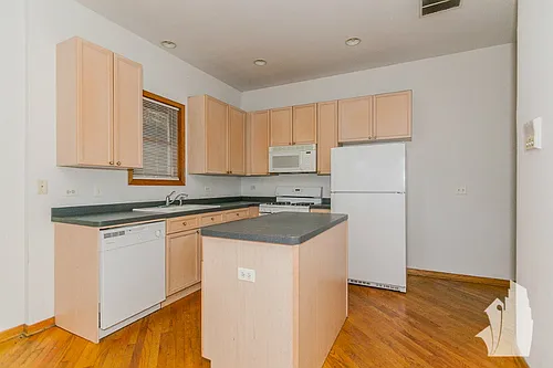 2732 W North Ave #1 Photo 1