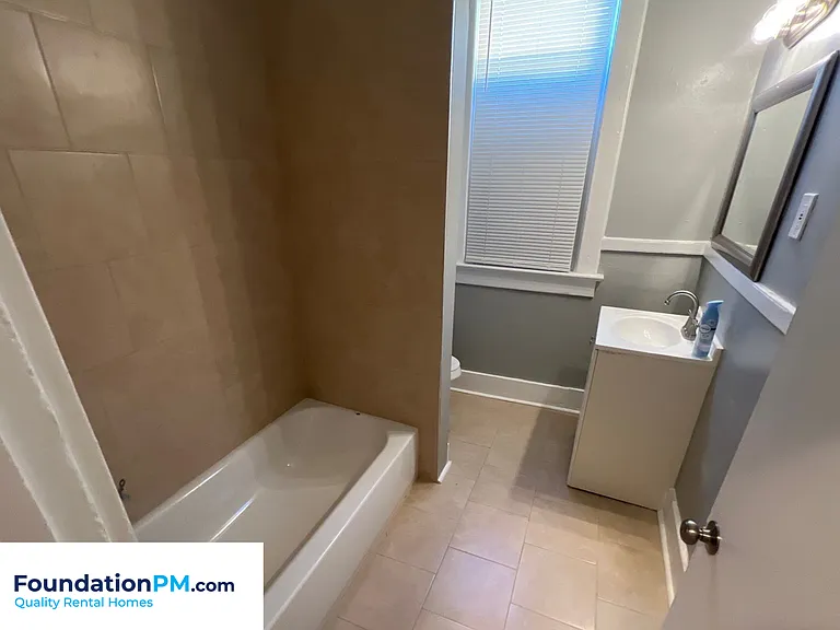 1229 Neptune St — Photo 14