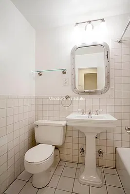 Rented by Mirador Real Estate | media 7