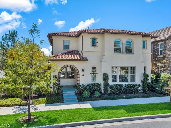 122 Evelyn Pl, Tustin, CA 92782