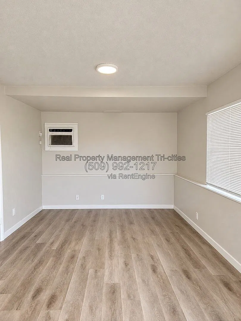 132 W Shoshone St — Photo 4