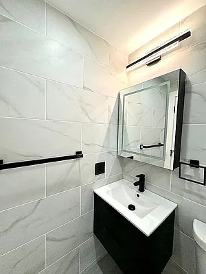 Rented by Pear NYC LLC | media 43