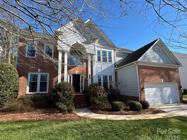 2715 Peverell Ln, Charlotte, NC 28270