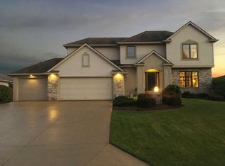 10733 N Westlakes Dr, Fort Wayne, IN 46804