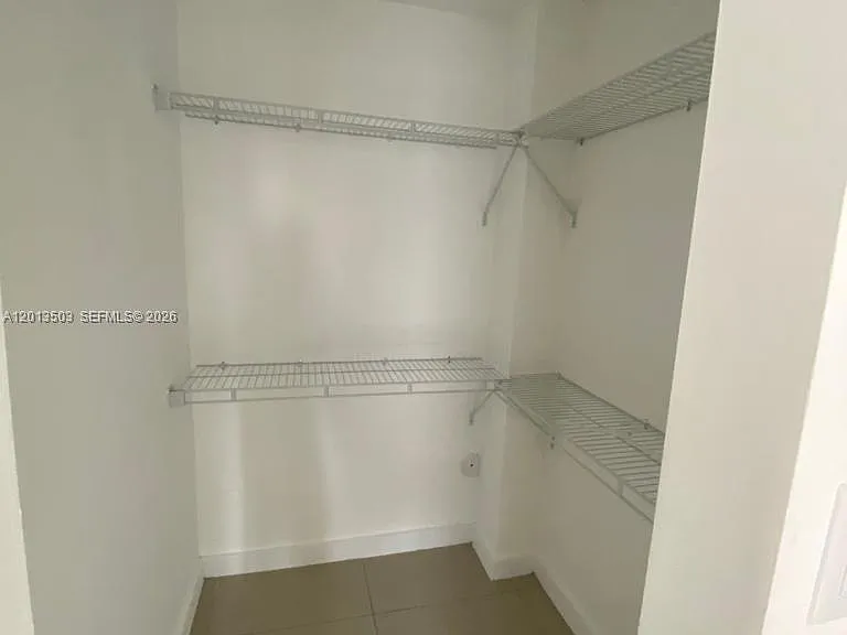 423 E 27th St #102 — Photo 15