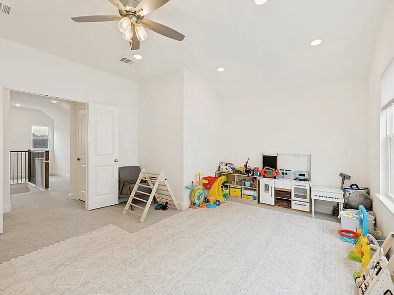 7117 Talon Dr — Photo 26
