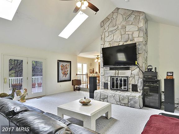 4th image of 5509 Weywood Dr