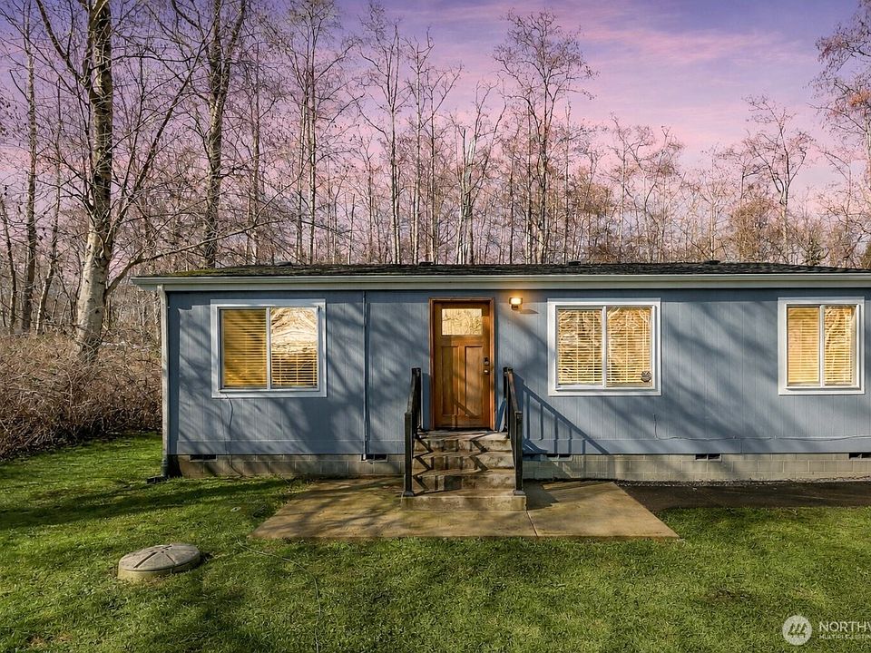 1st image of 3027 Bayview Drive