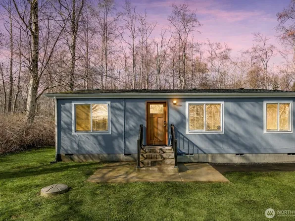 3027 Bayview Drive, Bellingham, WA 98226