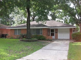 2011 Hewitt Dr, Houston, TX 77018