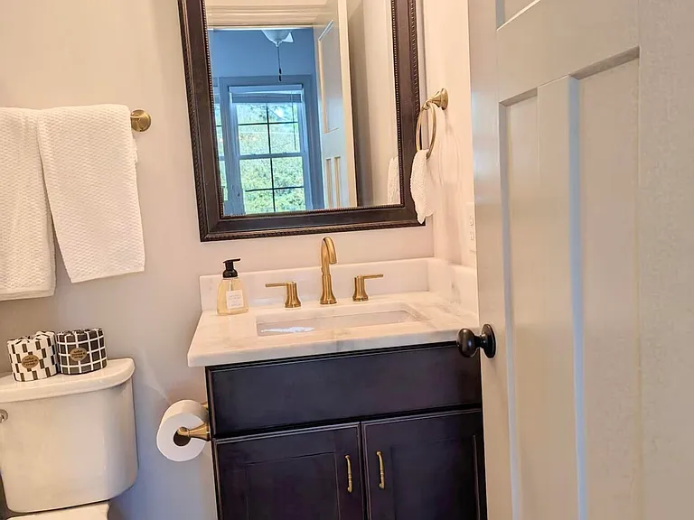 360 W Maine Ave — Photo 30