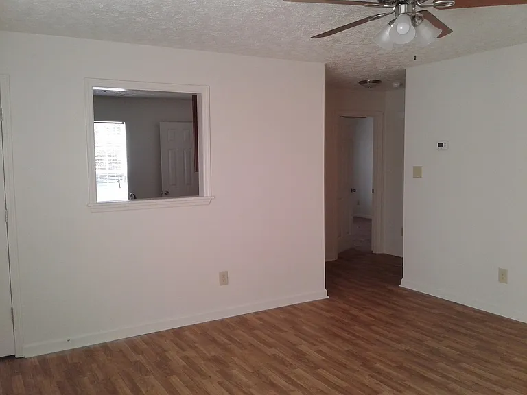 47 Mare Ct #C — Photo 4