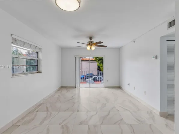 140 NW 14th Ave APT 9, Miami, FL 33125