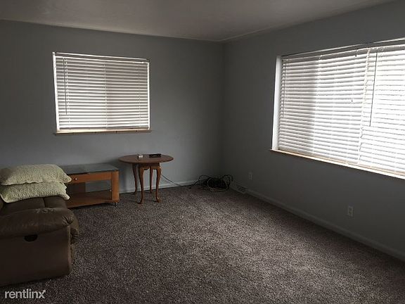 3rd image of 1850 Jellison St