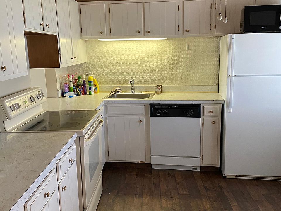 2nd image of 2303 Holiday Ter APT 53