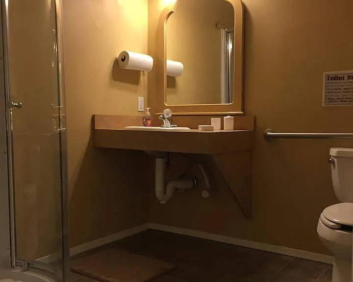 519 B St #8 — Photo 4