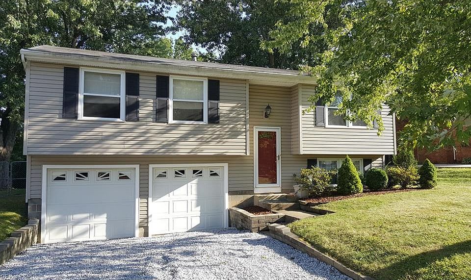 1st image of 760 Zeletta Dr