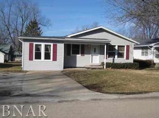 417 N Walnut St, Clinton, IL 61727