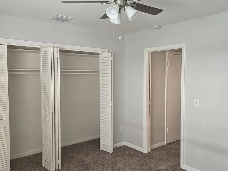 1257 Drew St #14 — Photo 11