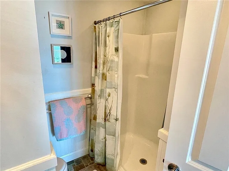 57 Green St — Photo 6