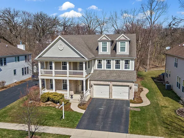 1416 Walnut Dr, Dundee, IL 60118