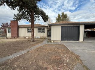608 NW Canyon Dr, Redmond, OR 97756