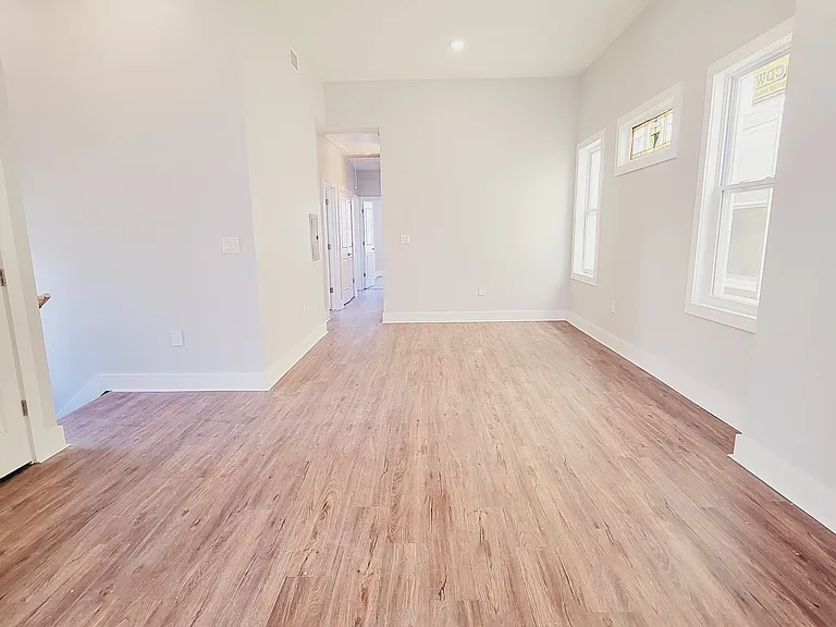 226 Dwight St #1A — Photo 12