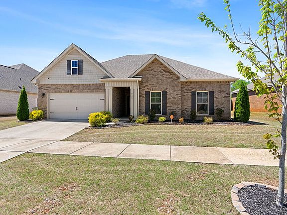 2nd image of 6502 Moon Crest Ln NW