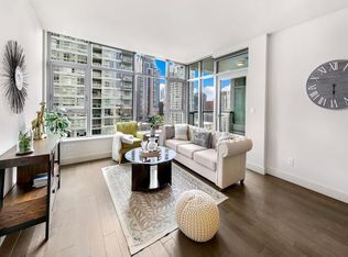 583 Battery St APT 1608, Seattle, WA 98121