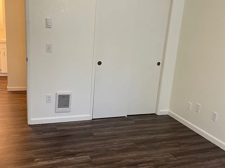 The Victorian — Photo 21
