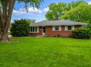 1408 Lilac Ln, Machesney Park, IL 61115