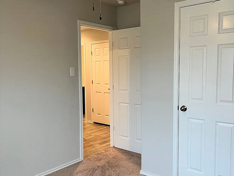 7515 Crestway Rdg — Photo 11