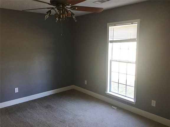 5th image of 964 Lee Road 454