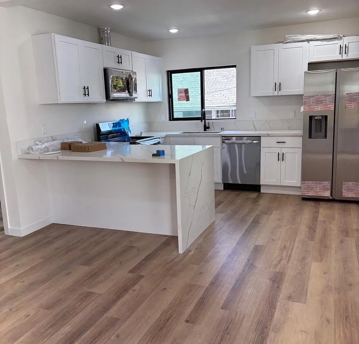 233 Ashland Ave — Photo 3