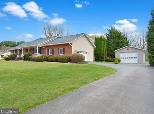 25009 Silver Crest Dr, Gaithersburg, MD 20882