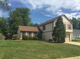 1845 Shetland Dr, Wheaton, IL 60189