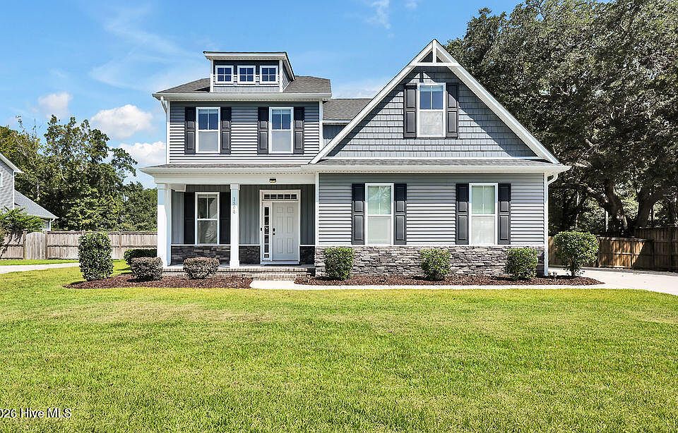 1st image of 1504 Gatlin Way