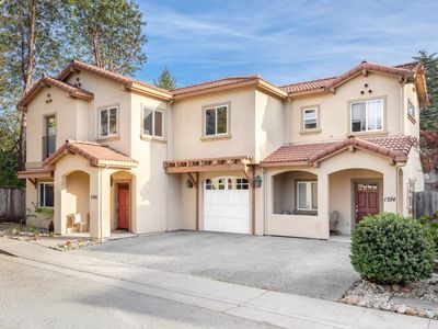 1576 Heritage Ln, Santa Cruz, CA, 95062