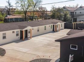 206 E 33rd St, Houston, TX