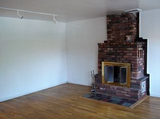 2552 127th St, Flushing, NY 11354