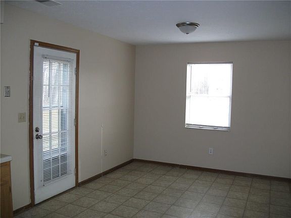 5th image of 6638 Fairway Ave
